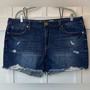 Seven 7 Weekend Shorts Distressed Cut Off Fray Hem Size 16 Womens Plus Dark Wash